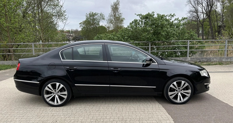 Volkswagen Passat cena 24700 przebieg: 170000, rok produkcji 2008 z Wrocław małe 379